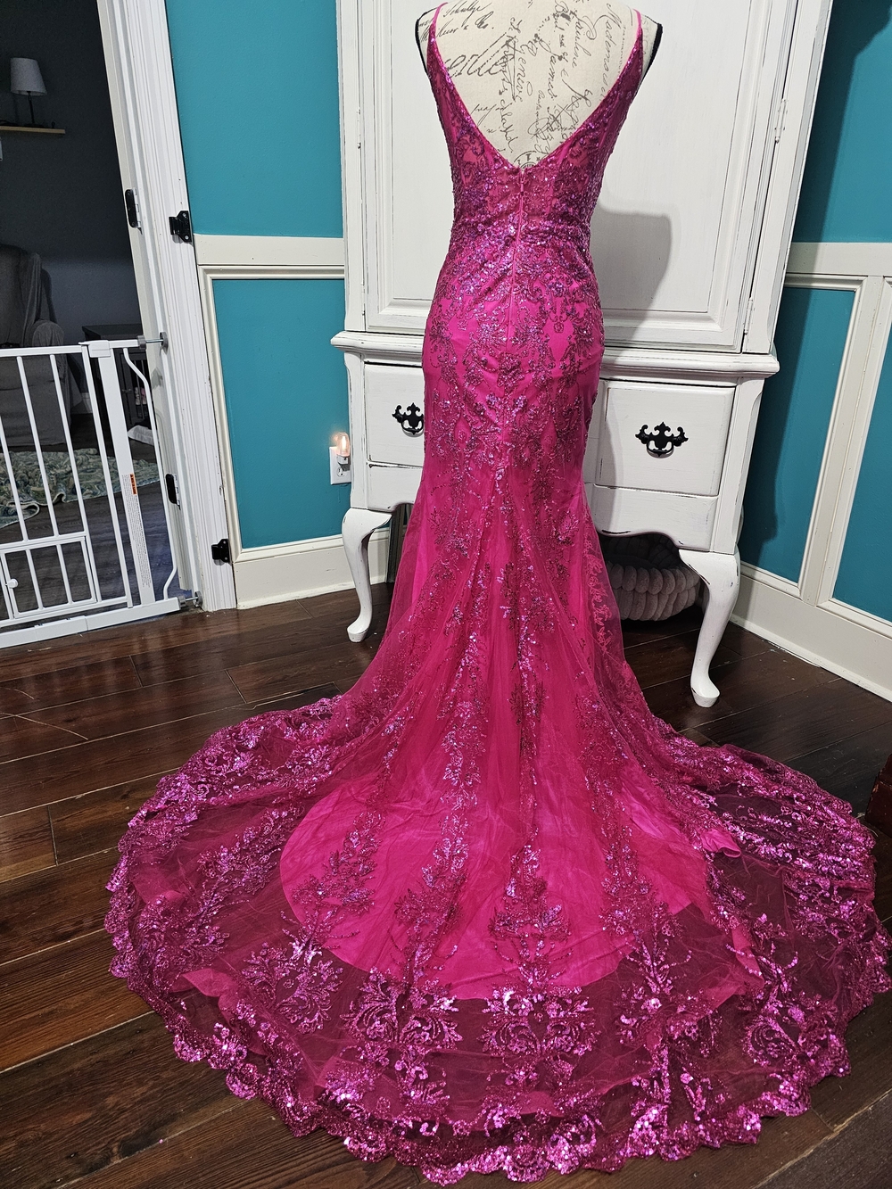 Fuchsia Beaded Lace Mermaid Prom Dress with Scalloped Train